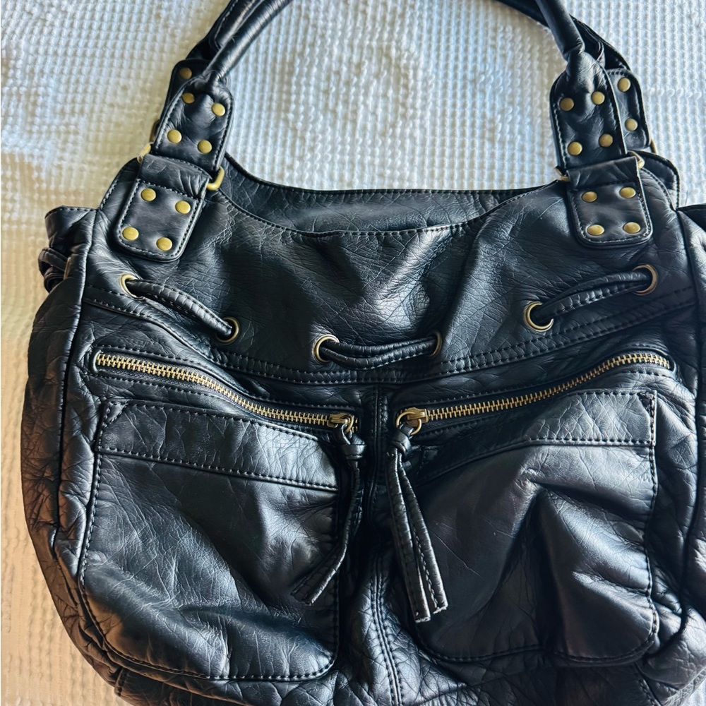 Bueno Black Leather Shoulder Bag with Gold Accents